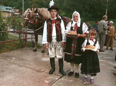 Lednický kroj